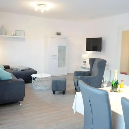 With 2 Bedrooms * كاروليننسيل